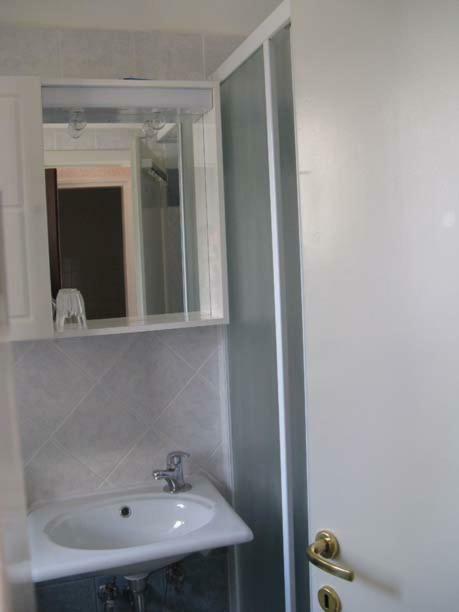Apartment Cerovac 乌马格 外观 照片